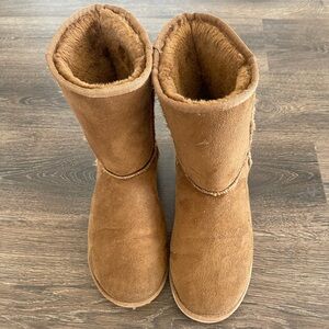 Women’s Tan Winter Boots Size 11